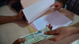 اليوم وغدا يا هند